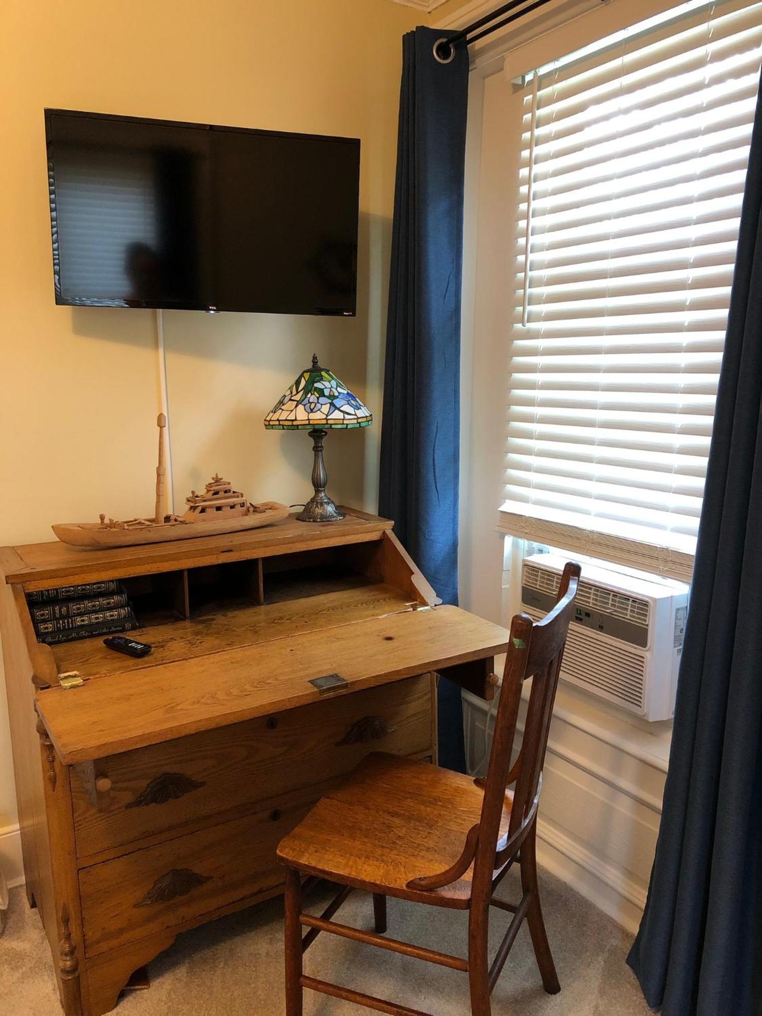 The Vine Bed & Breakfast, Llc Dundee Exteriör bild