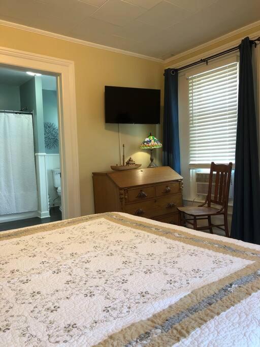 The Vine Bed & Breakfast, Llc Dundee Exteriör bild